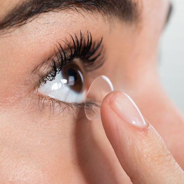 Put Contact Lens in Eyes