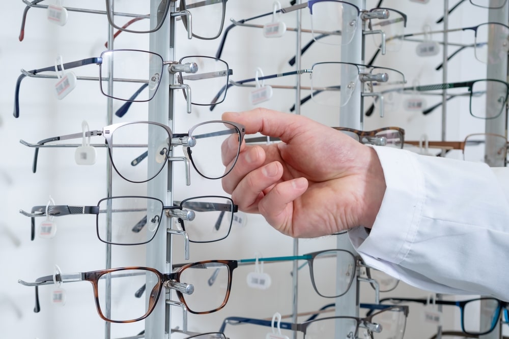 Life of an Optician at Eyewear Experts